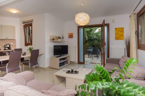 Apartamento Lila's City House With Parking