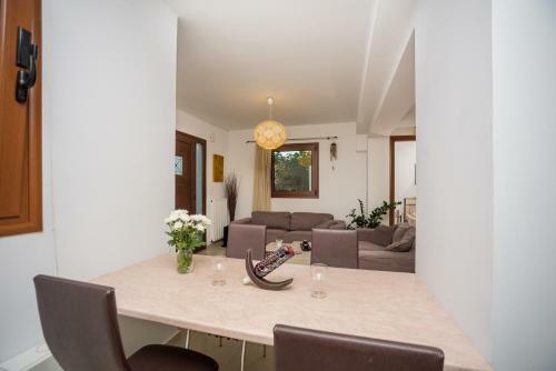 Apartamento Lila's City House With Parking