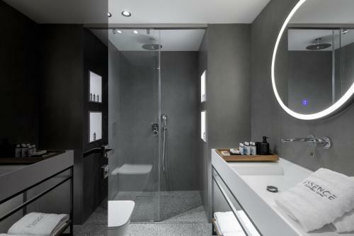 Hotel Essence Suites