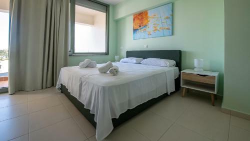 Eden Sunflower - Luxurious Apartment With Sea View