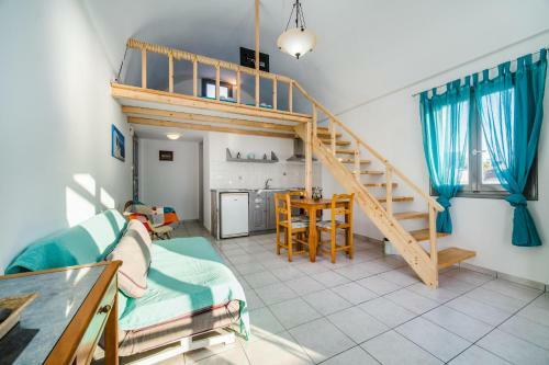 Aroma Azalea Studios & Apartments