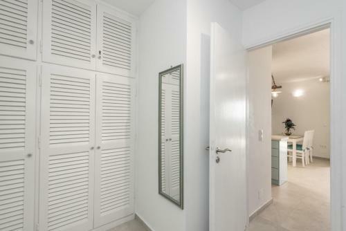 Waves Apartments Harmony Glyfada Corfu