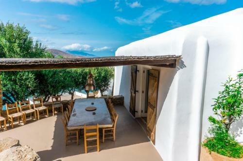 Villa Ester - Heated Pool & Jacuzzi, Tennis Court, Sauna