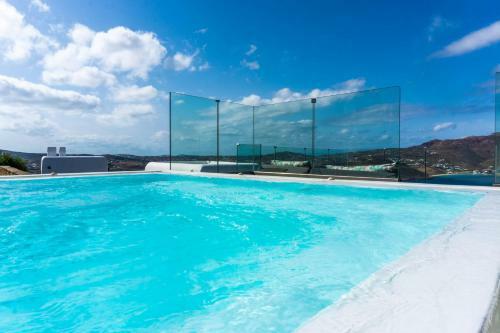Villa Ester - Heated Pool & Jacuzzi, Tennis Court, Sauna