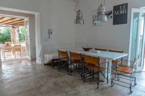 Villa Ester - Heated Pool & Jacuzzi, Tennis Court, Sauna