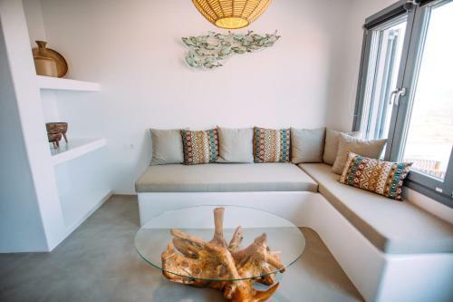 Mykonos Supreme Comfort Suites