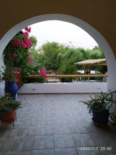 Hostal Actis Studios
