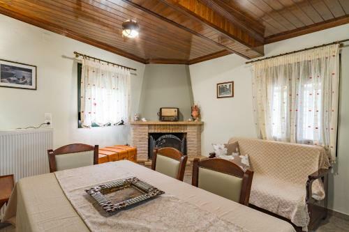 Konstas Stone Island House In Meganisi