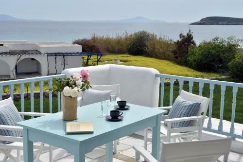 Tonia Apartments Paros