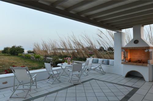 Tonia Apartments Paros