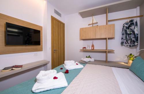 Imperium Luxury Villas-sauna, Jacuzzi & Heated Pool