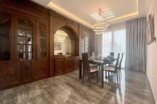 Epavli Alexandros Luxury Villa