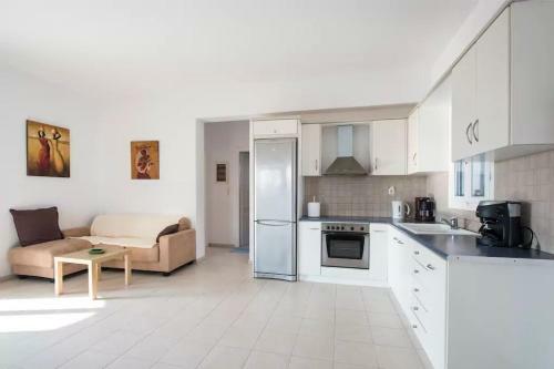 Apartamento Adorable 3 Bedroom Maisonette In Pounta