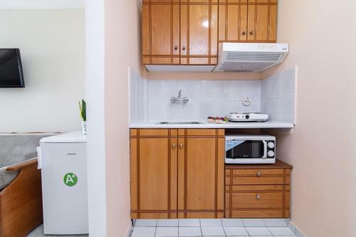 Sunbliss Studios & Apartments