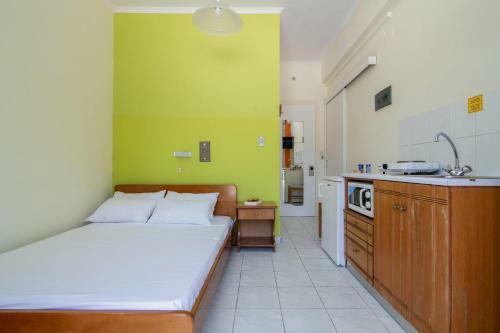 Sunbliss Studios & Apartments