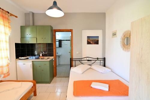 Hotel Kostas Goulopoulos Rooms