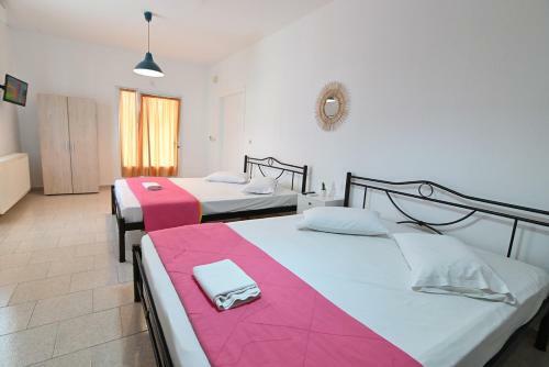 Hotel Kostas Goulopoulos Rooms