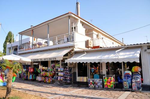 Hotel Kostas Goulopoulos Rooms