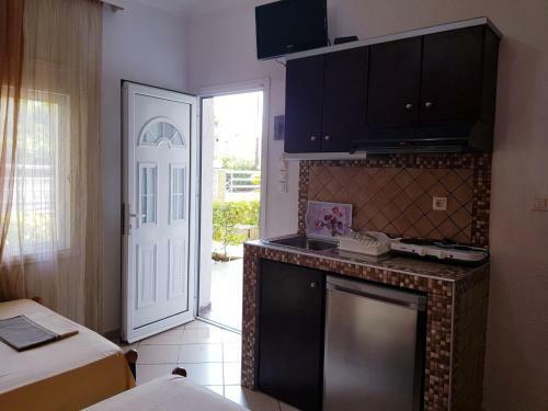Konstantinos-elli Rooms