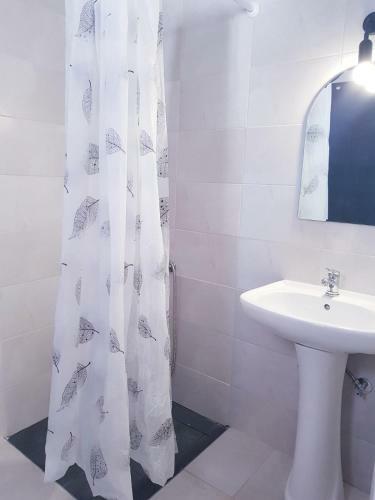 Konstantinos-elli Rooms