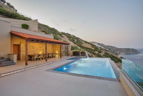 Amfitriti Luxury Villa