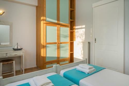 Kiani Seafront Apartments