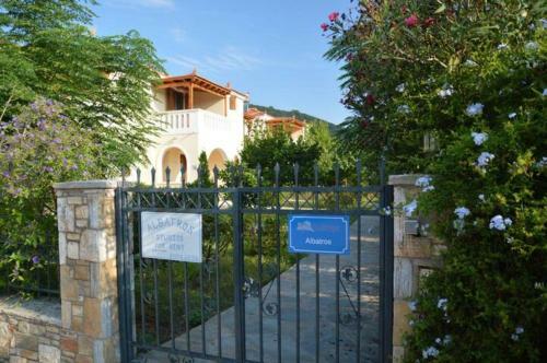 Albatros Villas