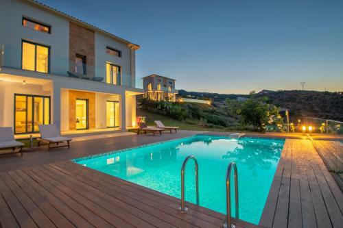 Symeon Deja Vu Villa