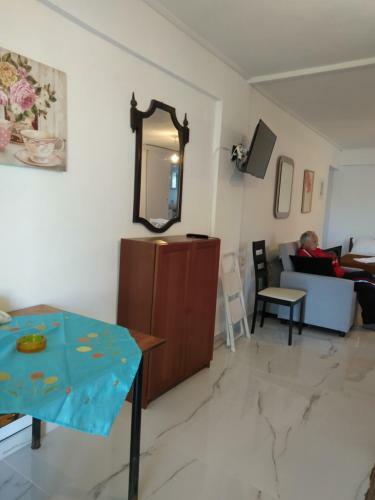 Sissy Apartments By The Sea