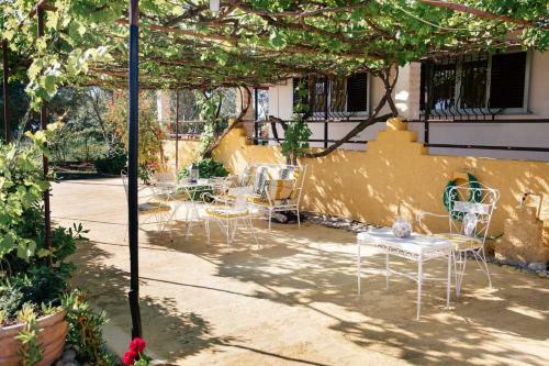 Apartamento Tetraktys Estate At The Beach