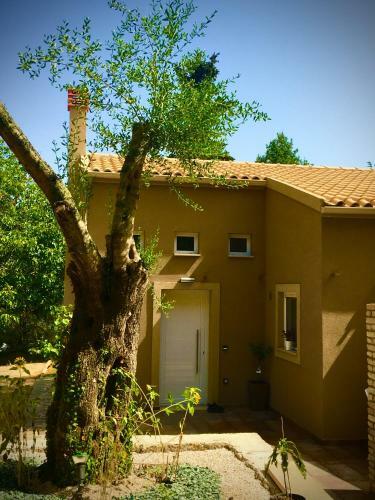 Anna's Cottage House