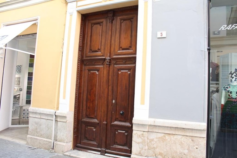 Life Apartments Calder�n