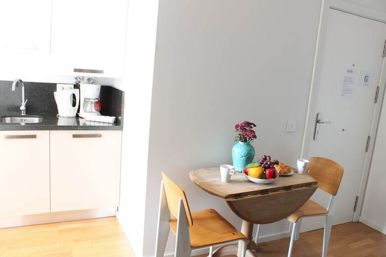 Life Apartments Calder�n