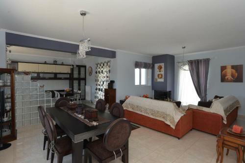 Santova Hill Apartments