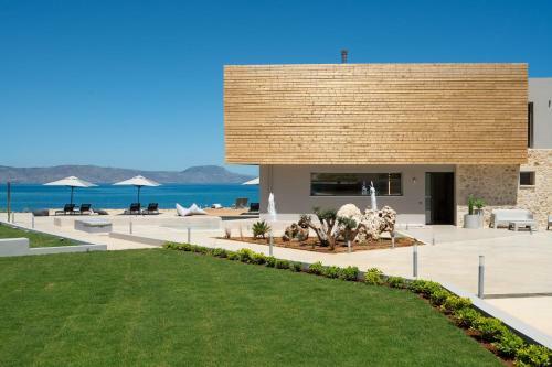 Marion La Lumiere, An Intimate Villa Resort!