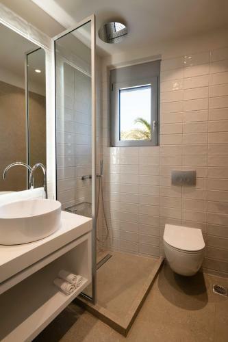 Marion La Lumiere, An Intimate Villa Resort!