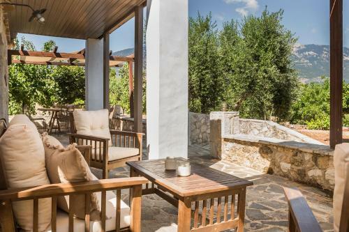 Ploes Luxury Cottages