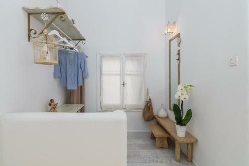 Aigeis-milos Suites