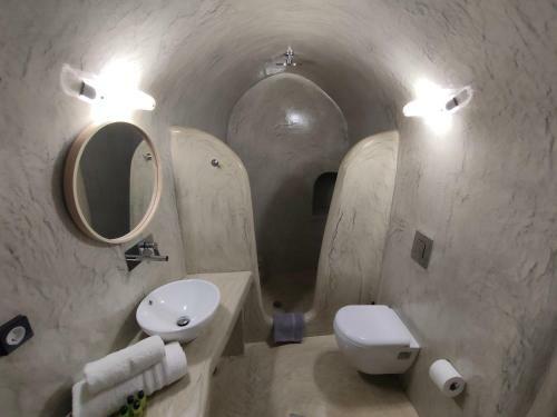 Dreamer's Secret Villa