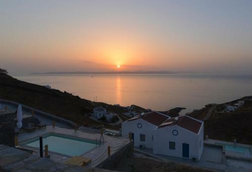 Kea Live In Blue Villa With Pool - Cyclades
