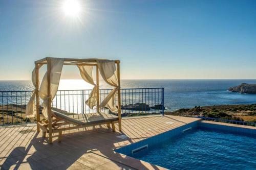 Villa Traditional Elegance With Privacy & Amazing Views