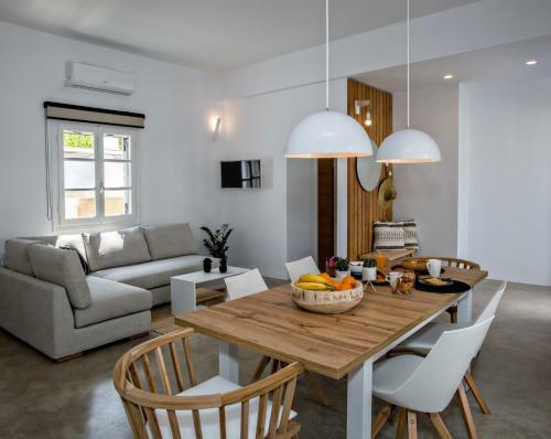 Villa Family Home