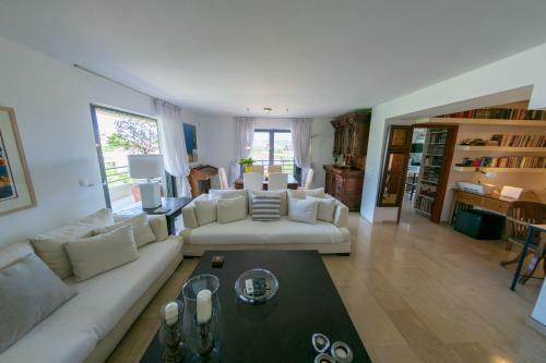 New!! Enjoy The Sea View At Fully Equipped 2br House