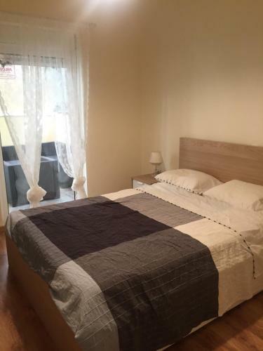 Perfect Seaview Apartment In Saronida