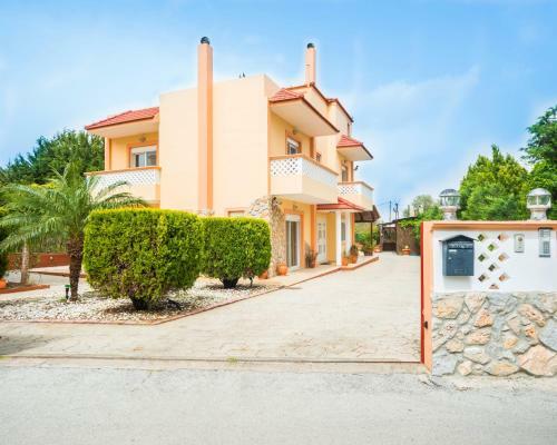 Antico Rosso Villa