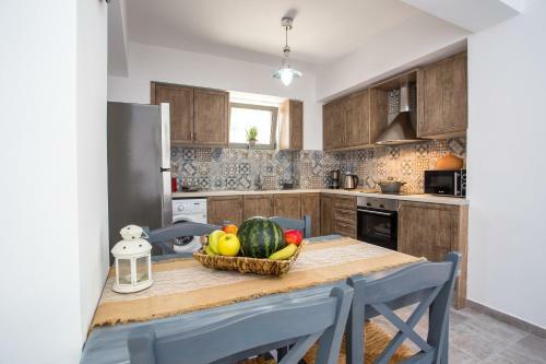 Ourania - Traditional House