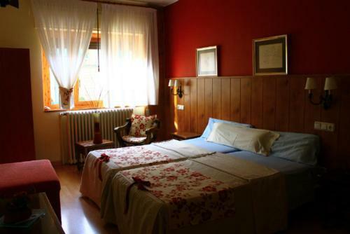 Hostal Escart�n