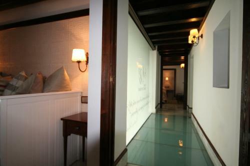 Hostal Palacio San Bartolom�