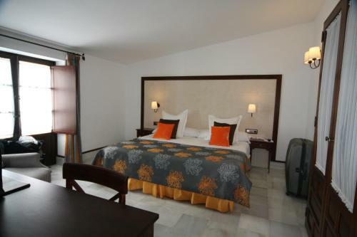 Hostal Palacio San Bartolom�