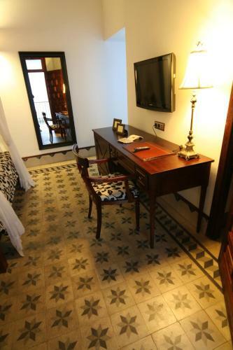 Hostal Palacio San Bartolom�